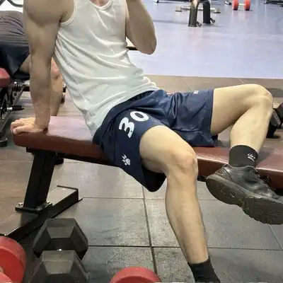 余敏泽
